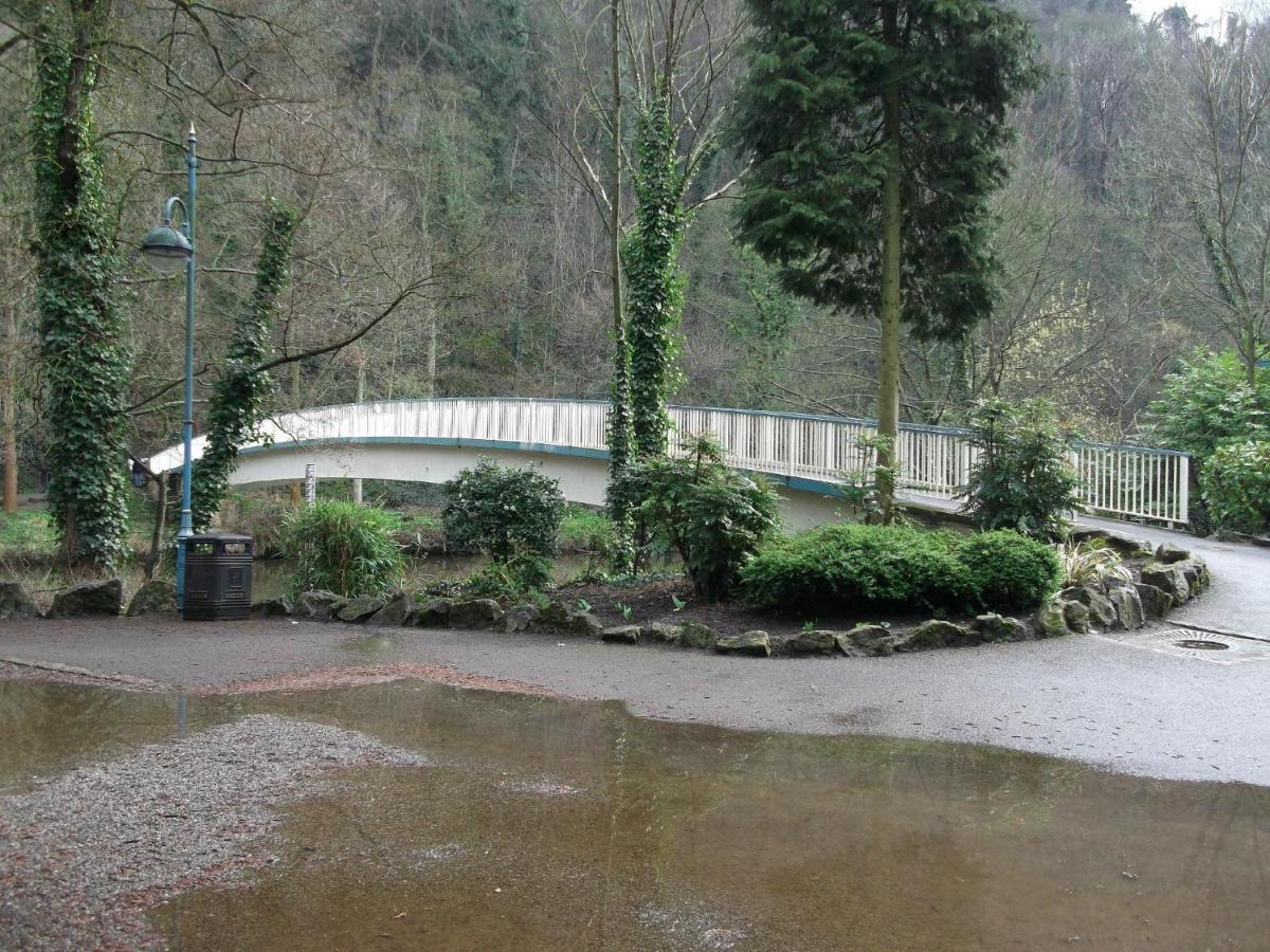 Sleeps 8 Matlock/ Matlock Bath Pet Friendly Villa Exterior photo